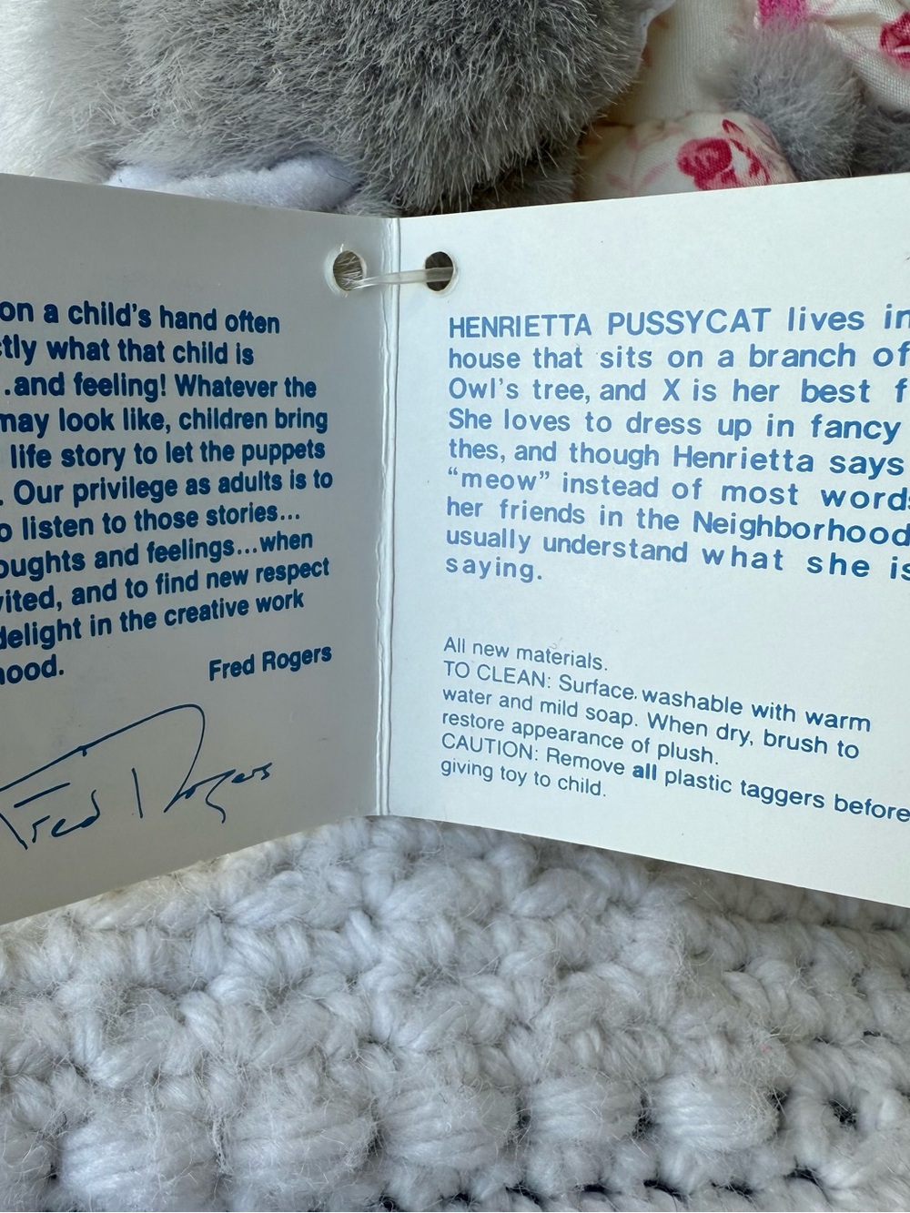 1988 Henrietta Pussycat finger puppet from Mister Rogers' Neighborhood - Picture 4 of 13